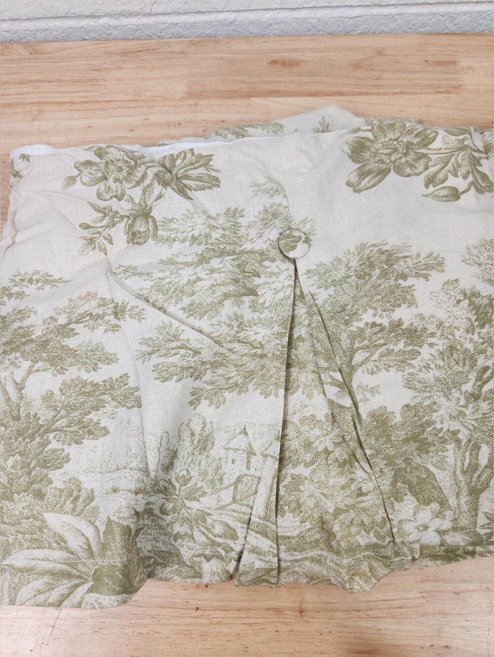 Pottery Barn Toile Queen Bed Skirt Linen Blend Farmhouse French Country Cottage